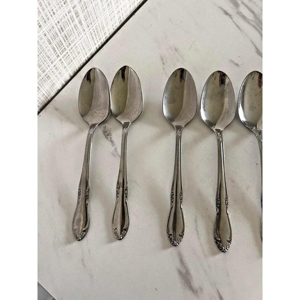 Vintage Oneida Stainless Steel Chateau Flatware Teaspoons Floral Set of 8 BxA